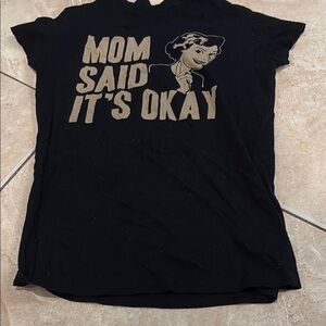 Black Graphic women’s T-shirt